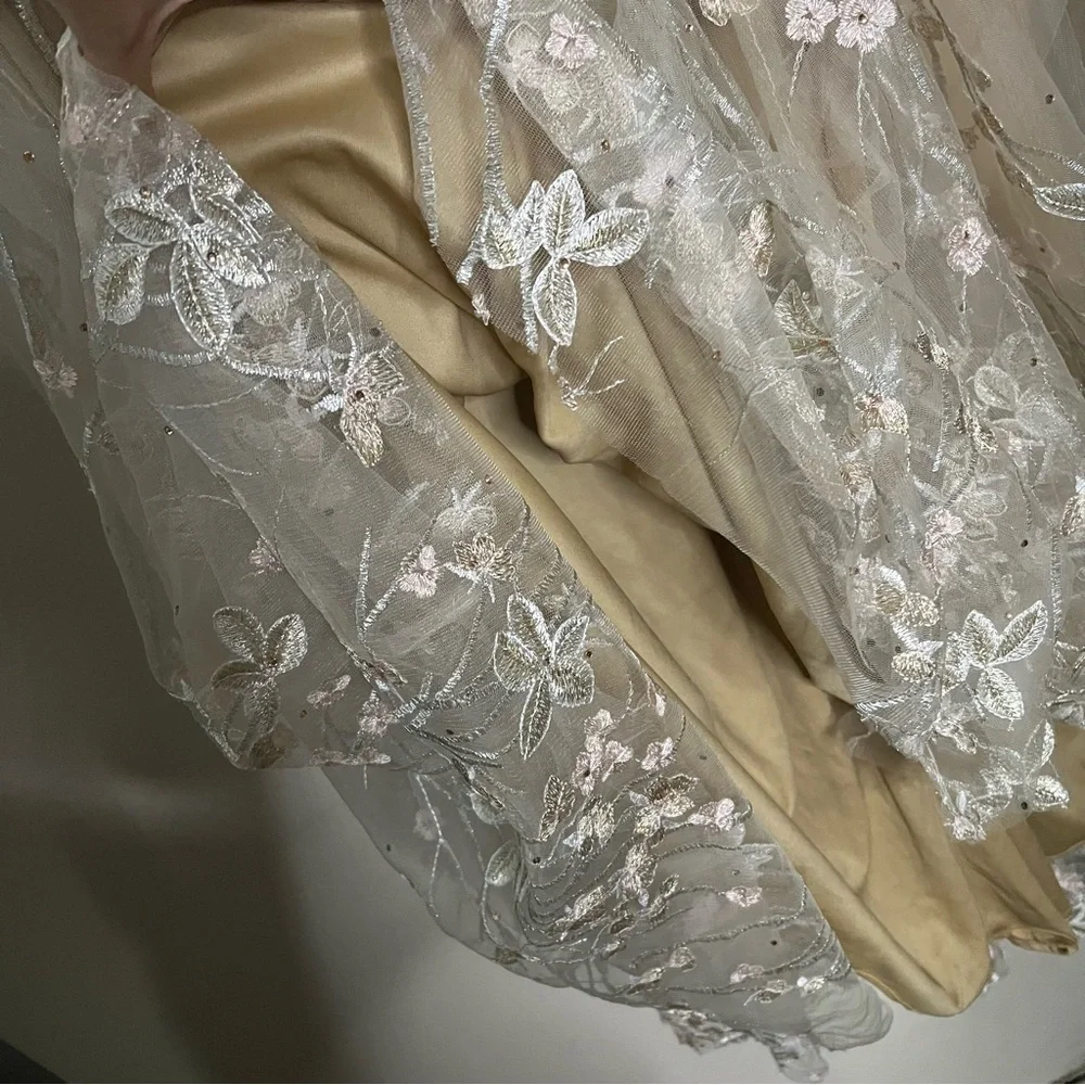 Mac Duggal Cream Floral Lace 12 Beige Embroidered Tulle Trumpet Gown Nude - Picture 6 of 13